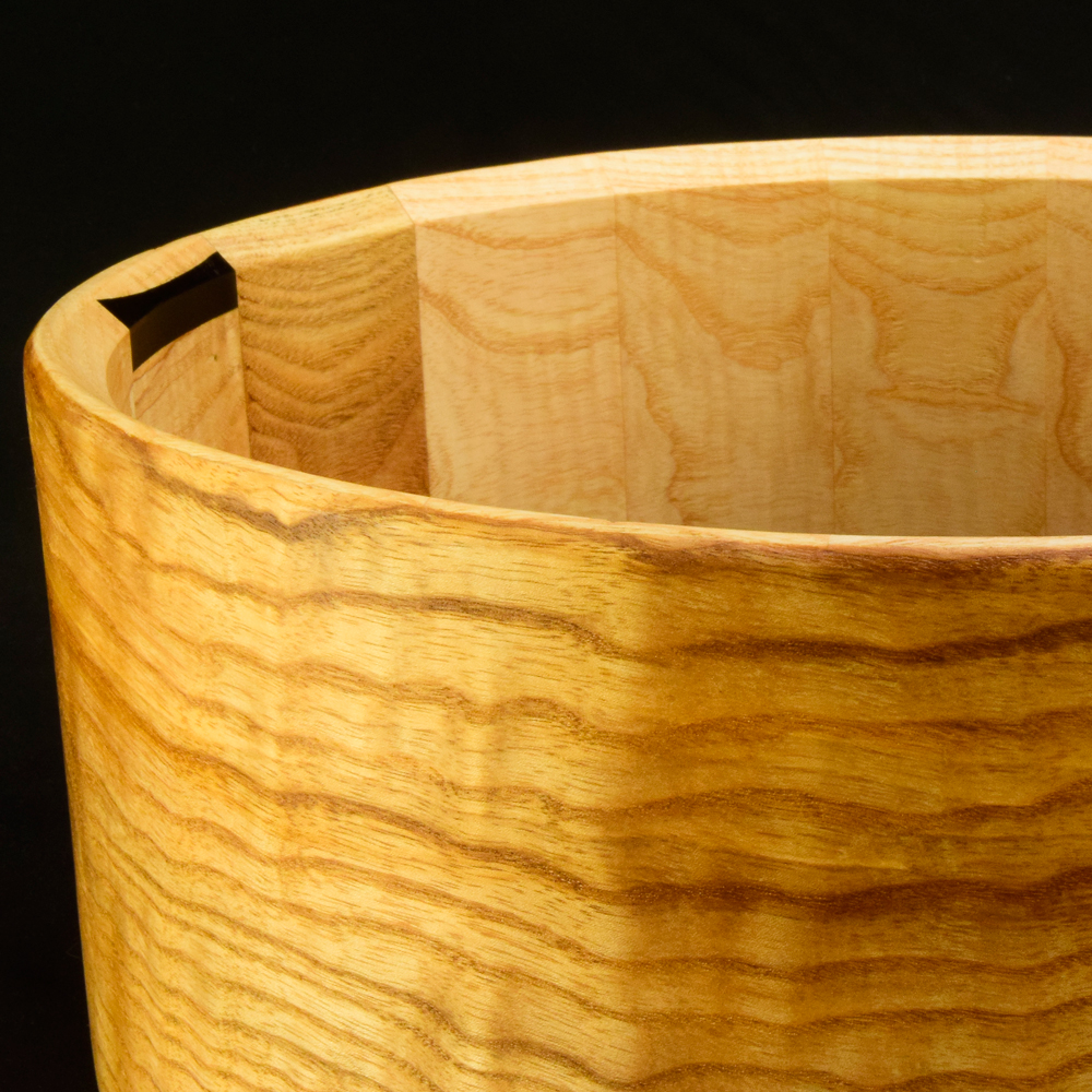 Ash stave shell with real wood veneer