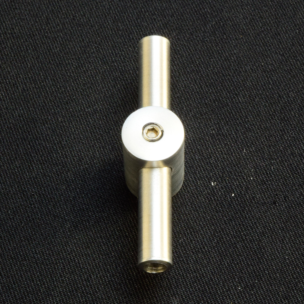 Single point tube lugs with free-floating option