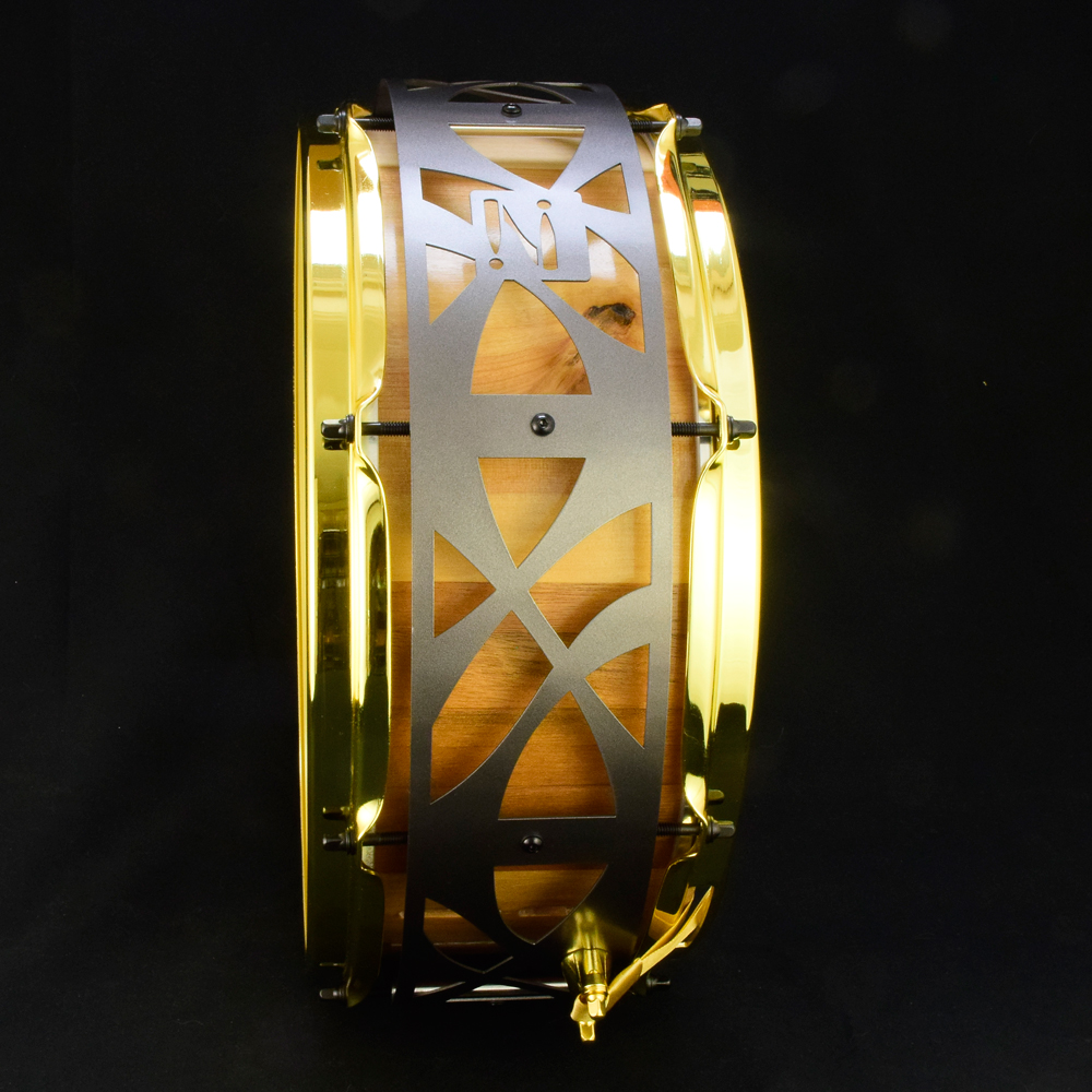 Multi-wood stave shell free-floating snare drum