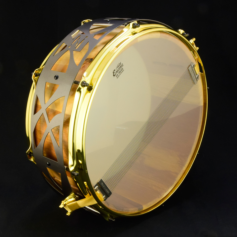 Multi-wood stave shell free-floating snare drum