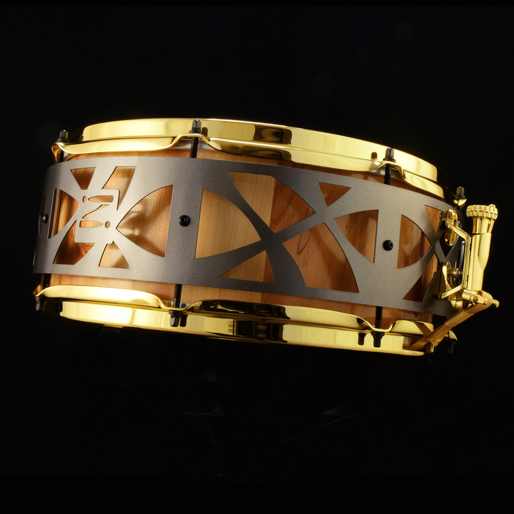Multi-wood stave shell free-floating snare drum