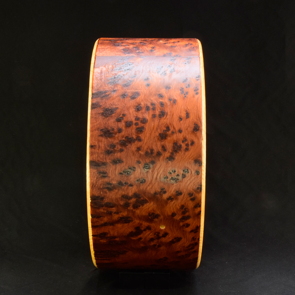 Thuja burl veneer over Ash stave shell - Image 8